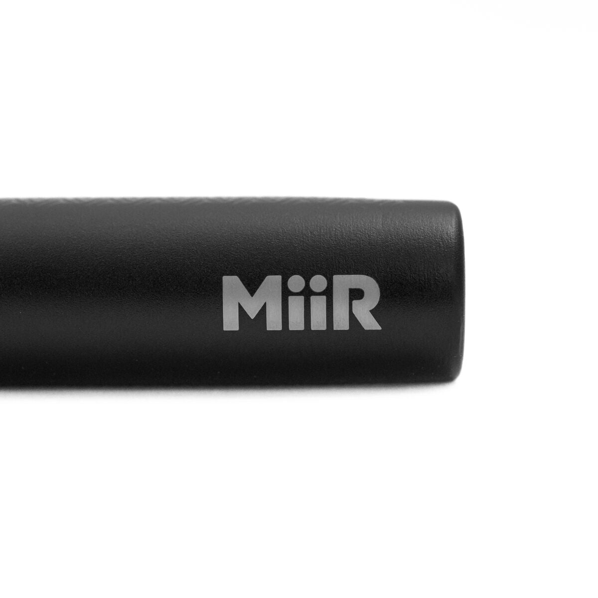 miir-x-carryology-flask-u6 WebPDP-MiiR_x_Carryology_Aero_Flask_Studio__FLK1SSOS401_4_12.10.24__FLK1SSOS401.jpg
