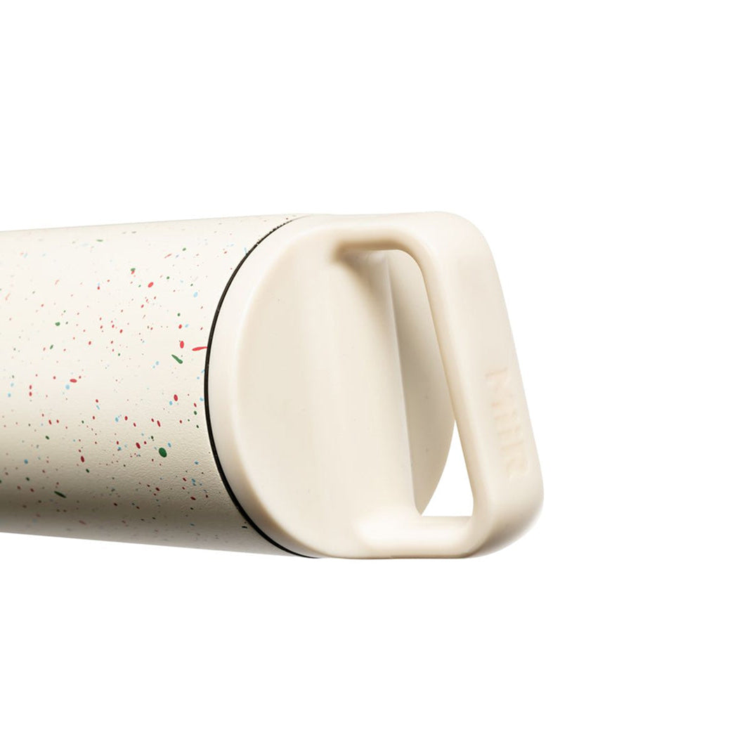 wide-mouth-h0 WebPDP-20oz_Wide_Mouth_Bottle_Party__WMB2SV20230_x2Studio_45deg.jpg