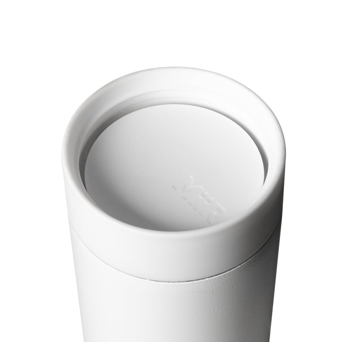 360-lid-y3 WebPDP-360_Lid_White__3602PNWM001_X2Studio_Closeup_Open.jpg