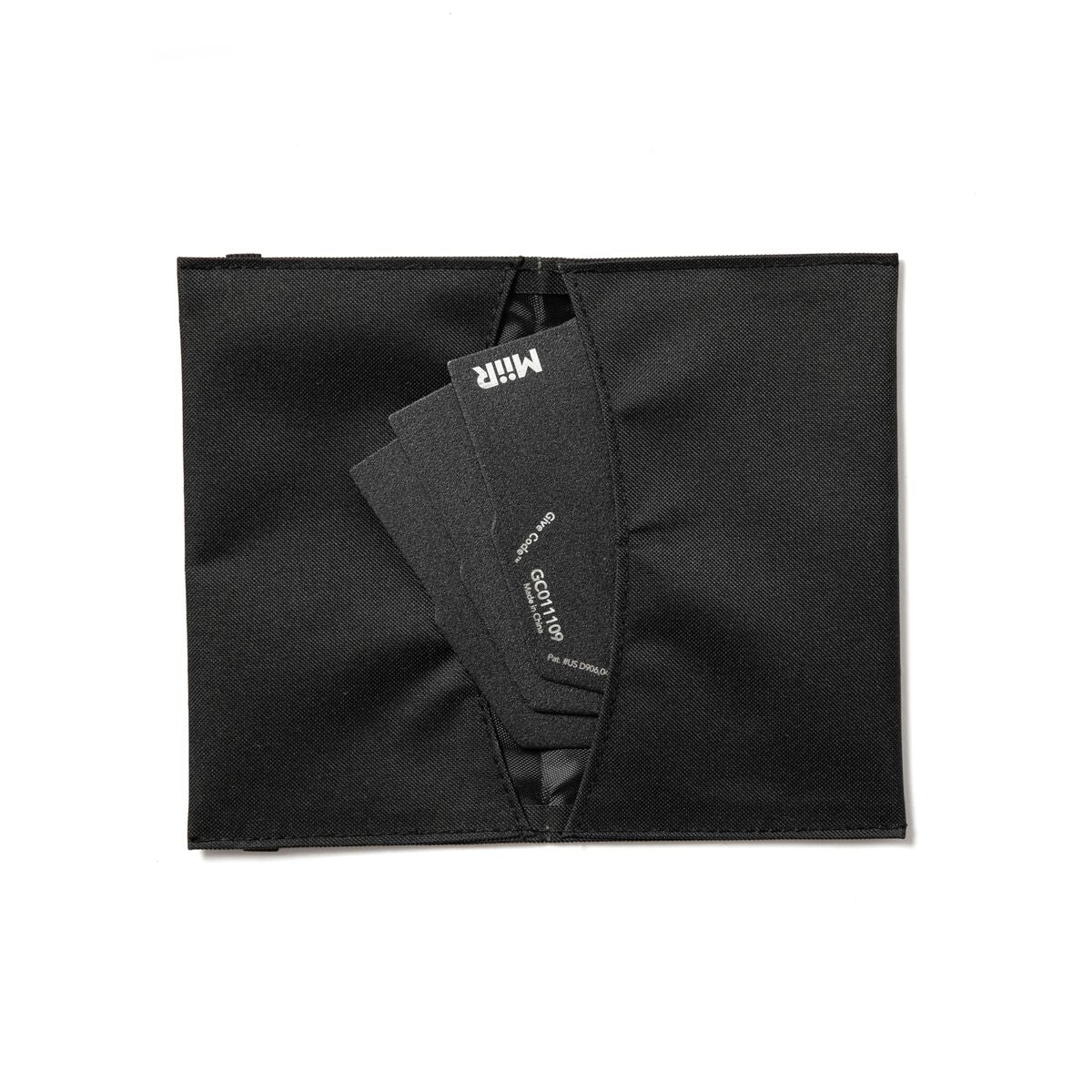 pourigami-r9 WebPDP-Pourigami_Black_Case__POG2SN00002_Studio_Open.jpg