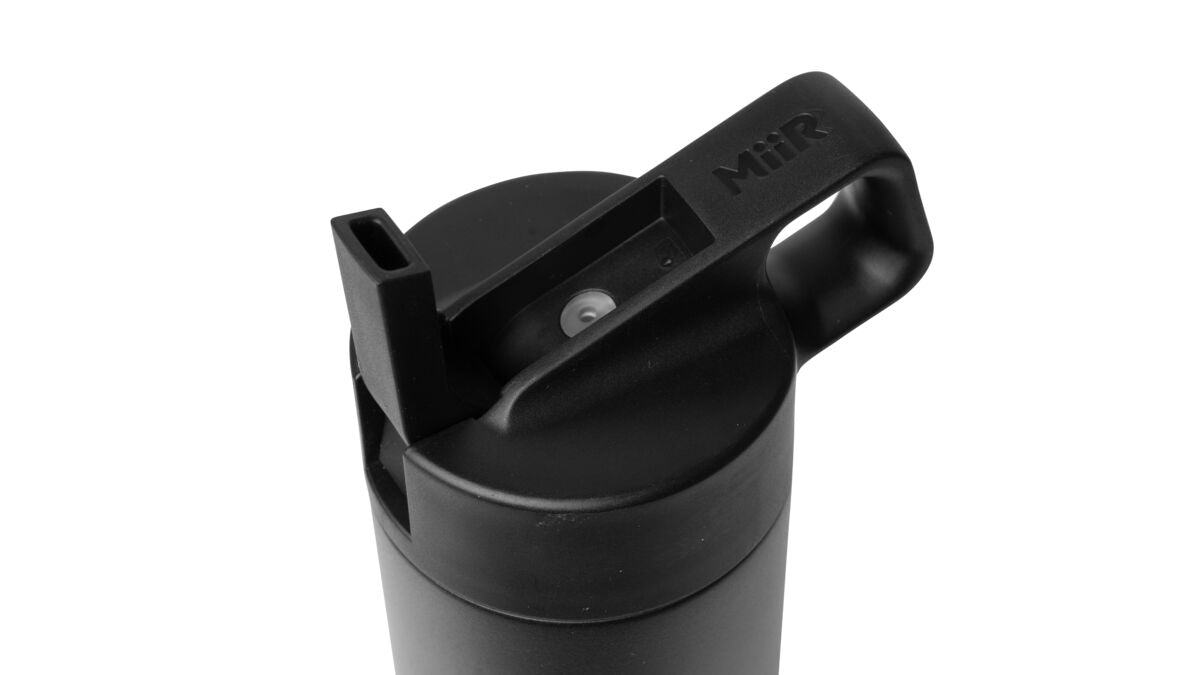 straw-bottle-t2 WebPDP-Straw_Lid_2_Black_Studio_0221_45deg_Open__WMB1SL20002.jpg