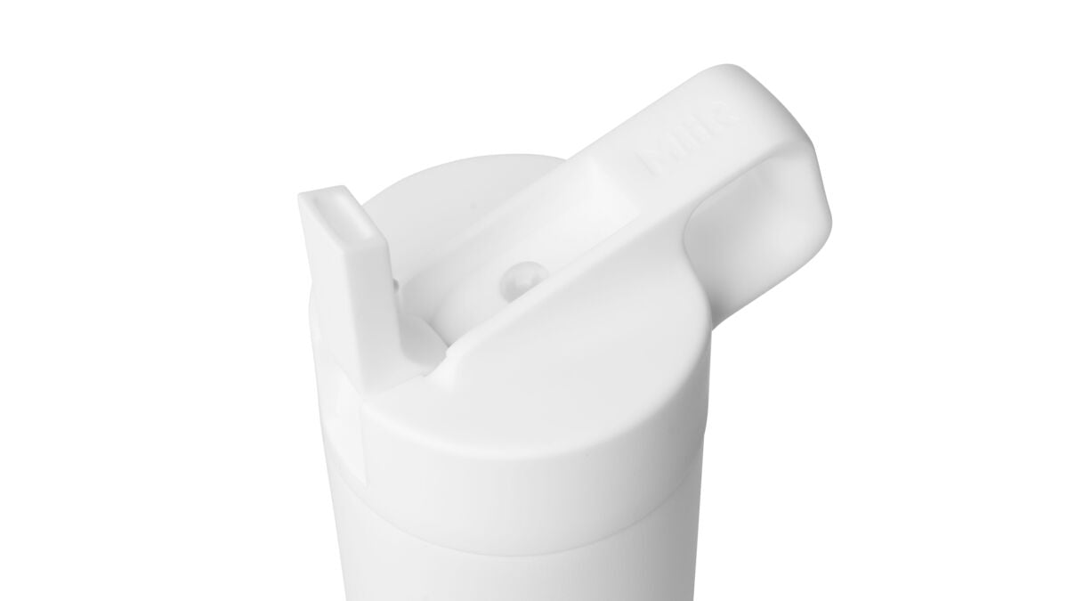 straw-bottle-t2 WebPDP-Straw_Lid_2_White_Studio_0221_45deg_Open__WMB2SL20001.jpg